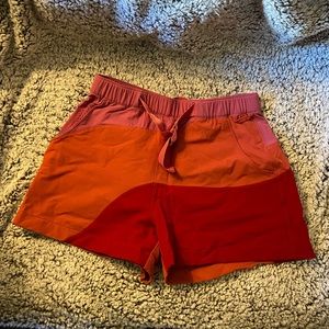 EUC Outdoor Voices Rectrek colorblock shorts